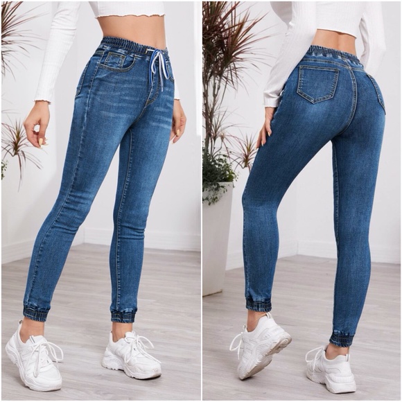 Medium Wash Blue Pocket Skinny Denim Jeans - Picture 2 of 3